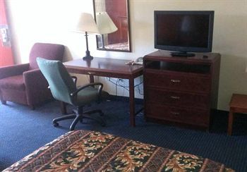 Econo Lodge Норуолк Экстерьер фото