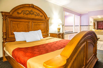 Econo Lodge Норуолк Экстерьер фото